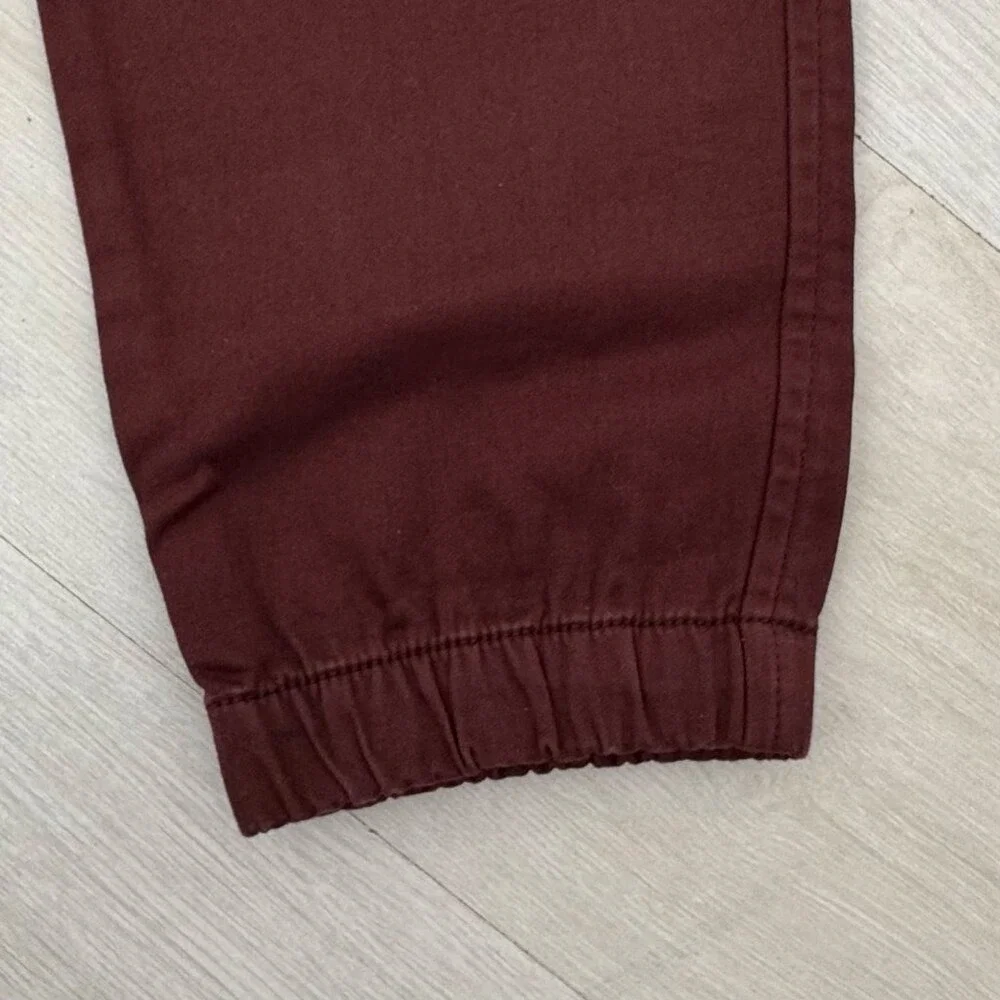 Banana Republic Travel‎ Jogger Mens S Burgundy Tapered Mid Rise Pant Casual Prep